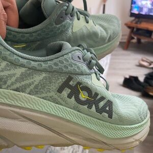 Hoka Challenger ATR 7 - Size 9